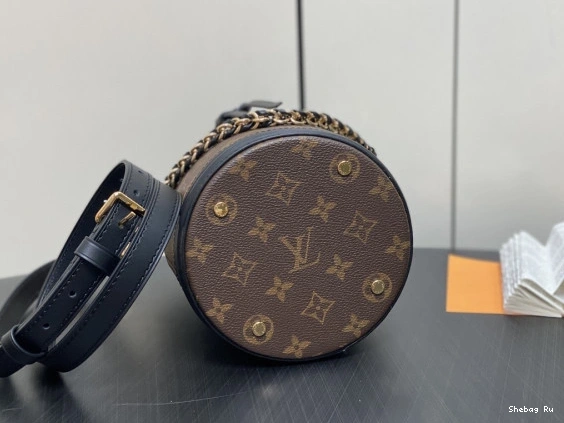 VUITTON Canoe LOUIS Bag-14*20.5*14CM New 0726
